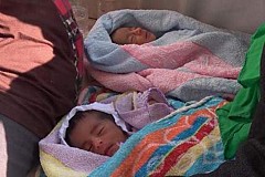 L'horreur: des jumeaux de cinq jours parmi les migrants secourus en mer